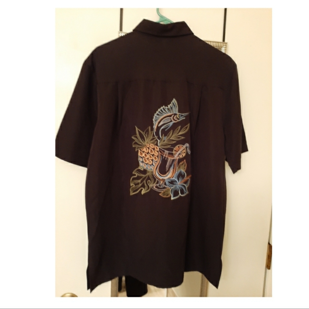 PRICE DROP!!  NEW - Weekender Tropictail Shirt (Men’s)